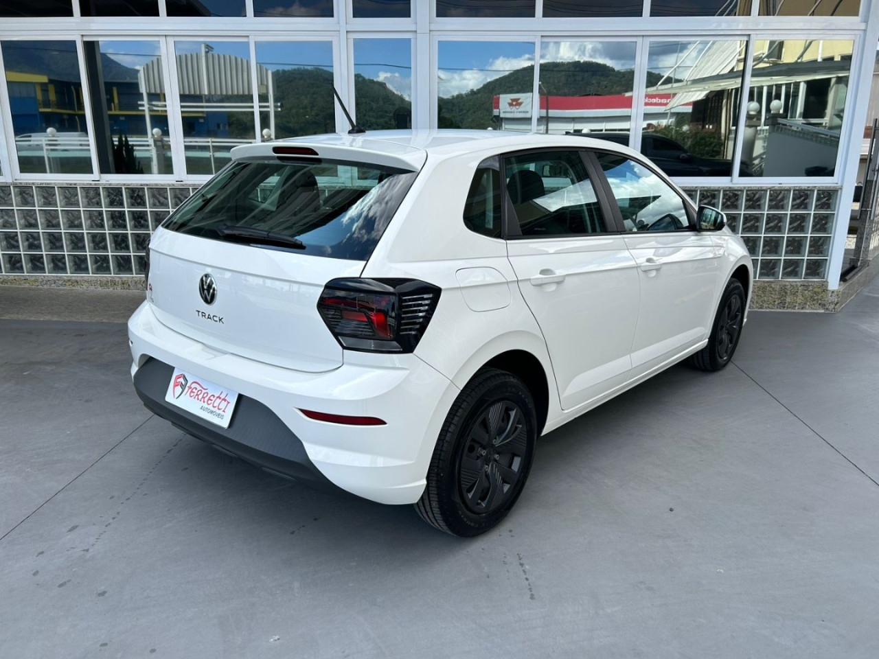 Polo Hatch 1.0 4P MPI TRACK