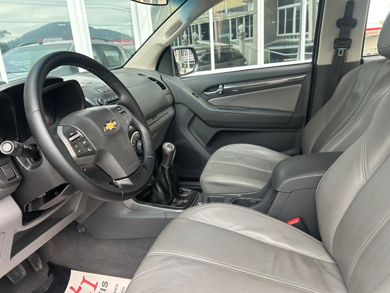 S10 2.4 FLEX LTZ CABINE DUPLA