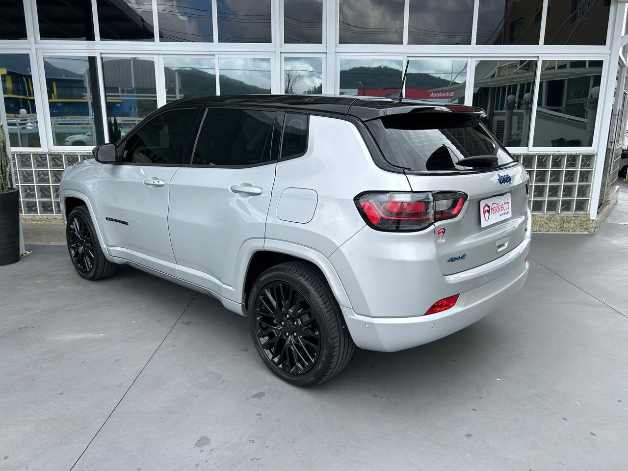 Compass 1.3 16V 4P T270 TURBO HÍBRIDO S 4XE AUTOMÁTICO