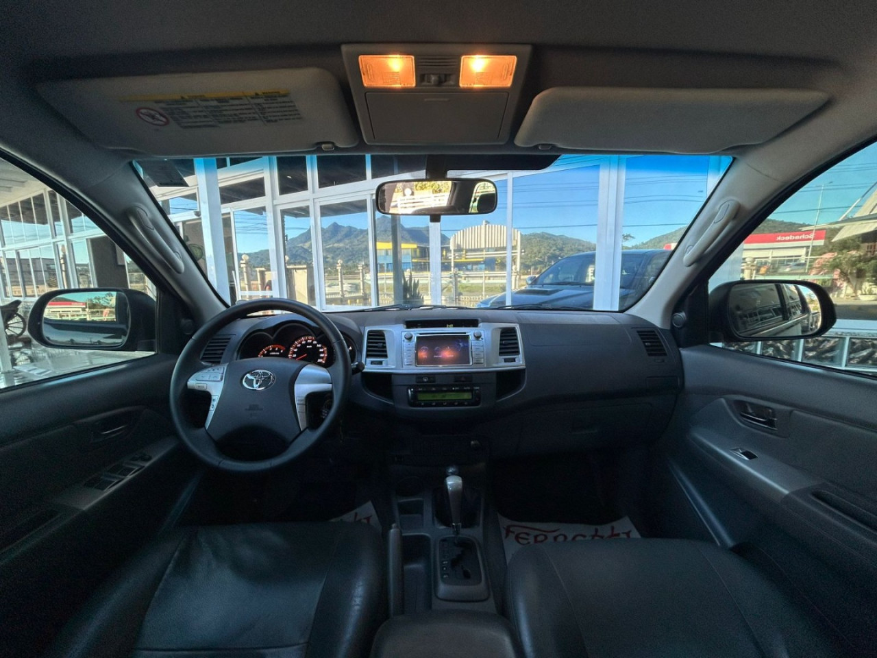 Hilux Caminhonete 3.0 4P 4X4 SRV TURBO DIESEL CABINE DUPLA AUTOMÁTICO