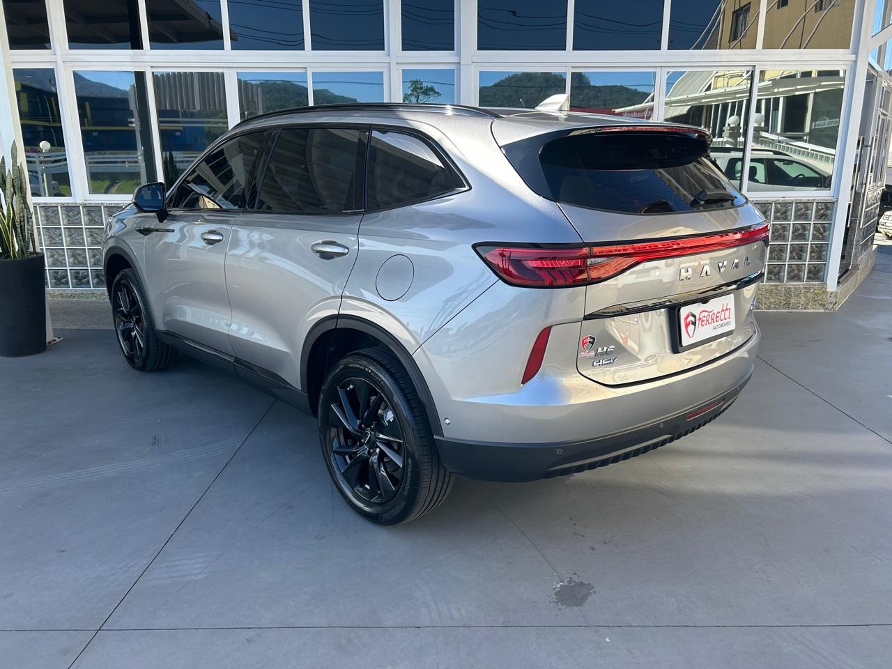 GWM Haval H6 1.5 16V 4P HEV PREMIUM E-TRACTION AUTOMÁTICO