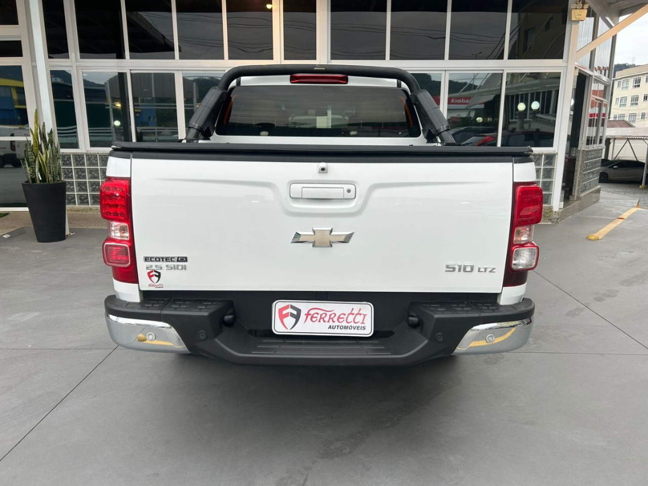 S10 2.4 FLEX LTZ CABINE DUPLA