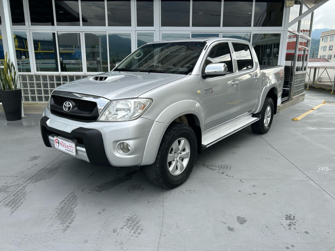 Hilux Caminhonete 3.0 4P 4X4 SRV TURBO DIESEL CABINE DUPLA AUTOMÁTICO