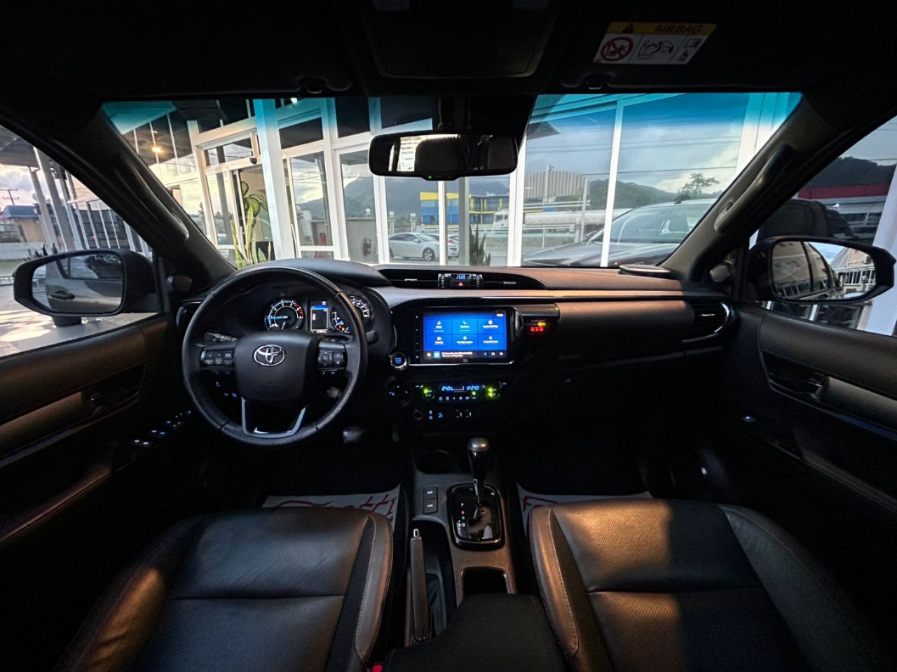 Hilux Caminhonete 2.8 16V SRX CONQUEST 4X4 TURBO DIESEL CABINE DUPLA AUTOMÁTICO