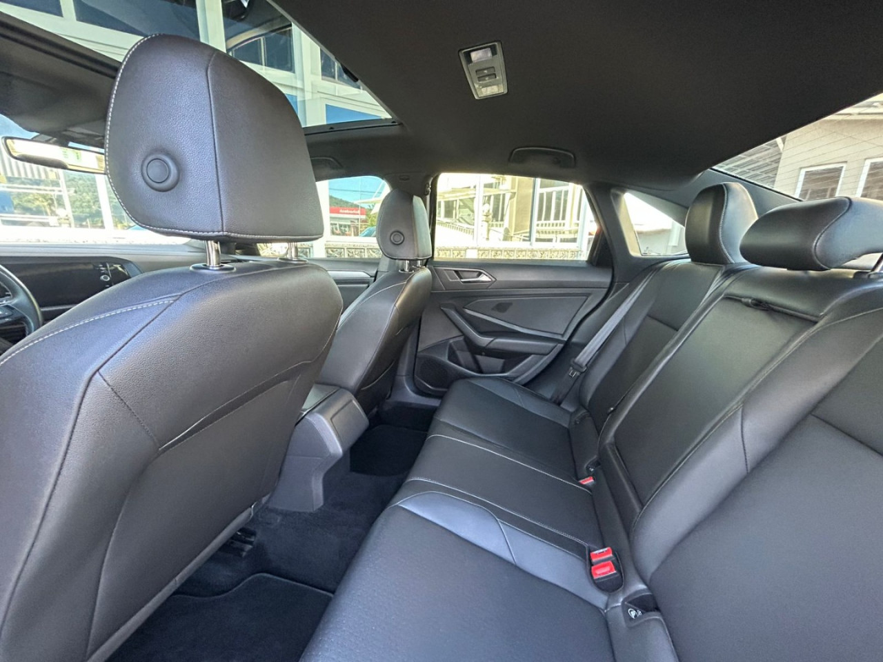 Jetta 1.4 4P 250 TSI R-LINE AUTOMÁTICO