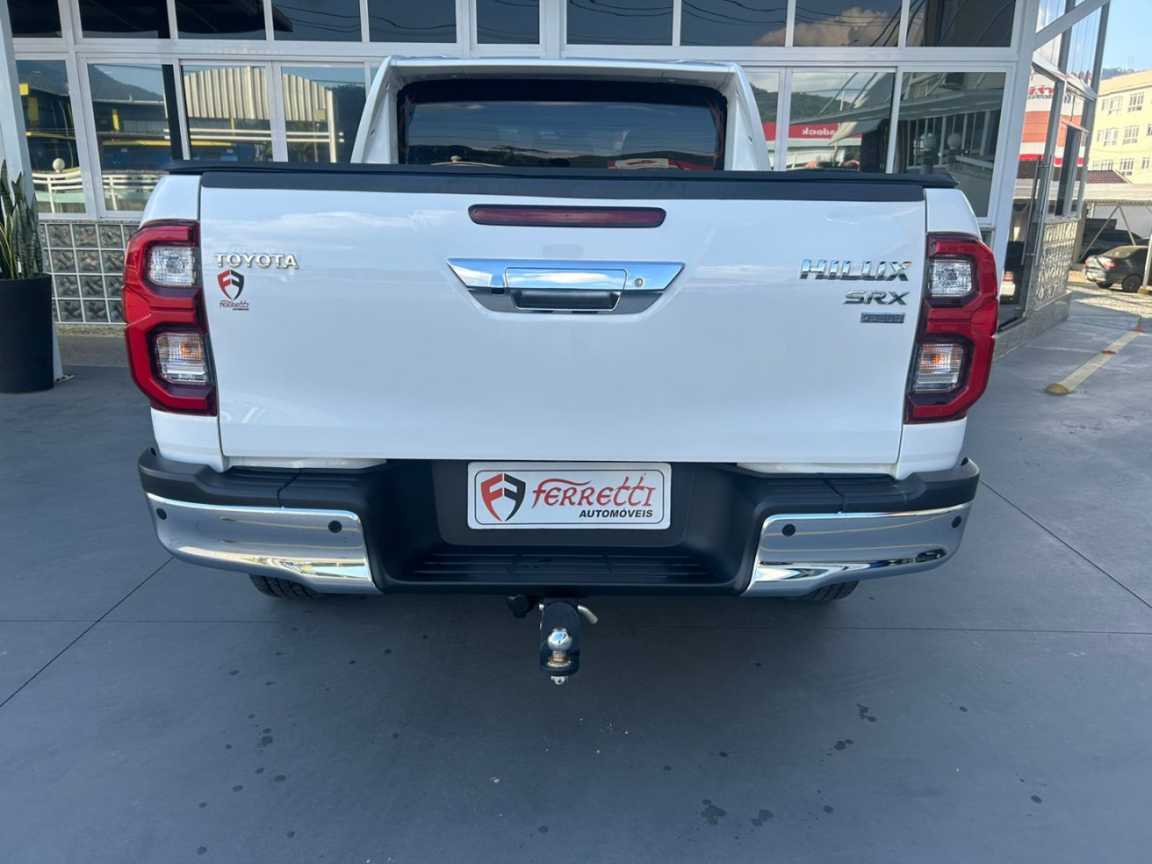 Hilux Caminhonete 2.8 16V SRX PLUS 4X4 TURBO DIESEL CABINE DUPLA AUTOMÁTICO