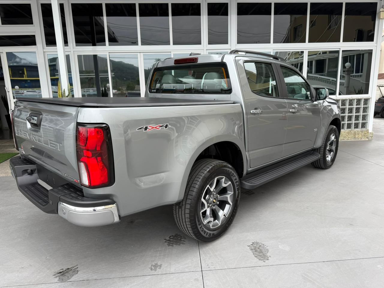 S10 2.8 16V LTZ CABINE DUPLA TURBO DIESEL AUTOMÁTICO