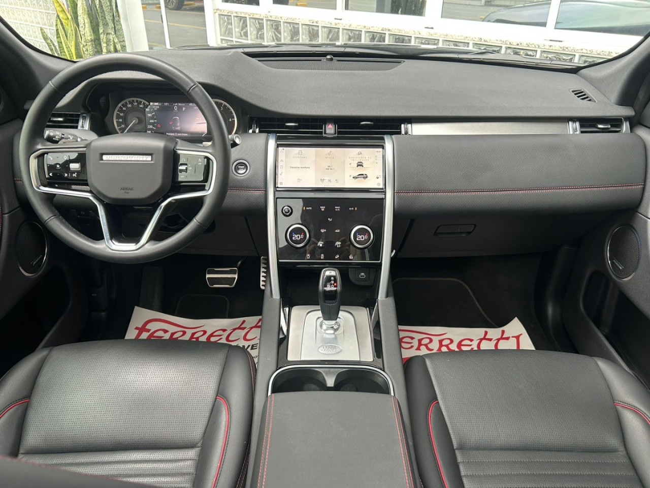 LAND ROVER Discovery Sport 2.0 16V 4P D200 SE R-DYNAMIC TURBO DIESEL AUTOMÁTICO