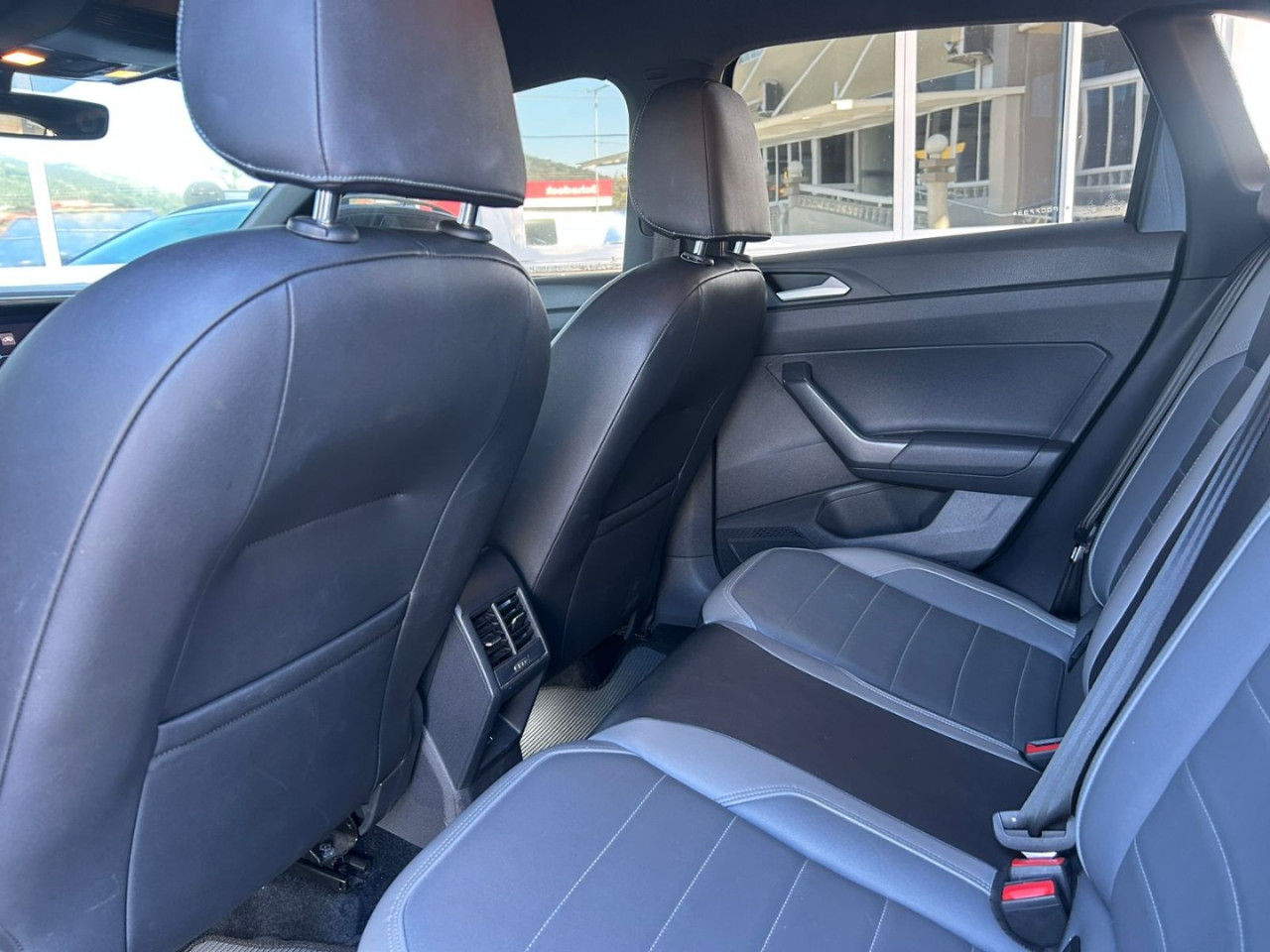 Nivus 1.0 4P FLEX 200 TSI HIGHLINE TURBO AUTOMÁTICO