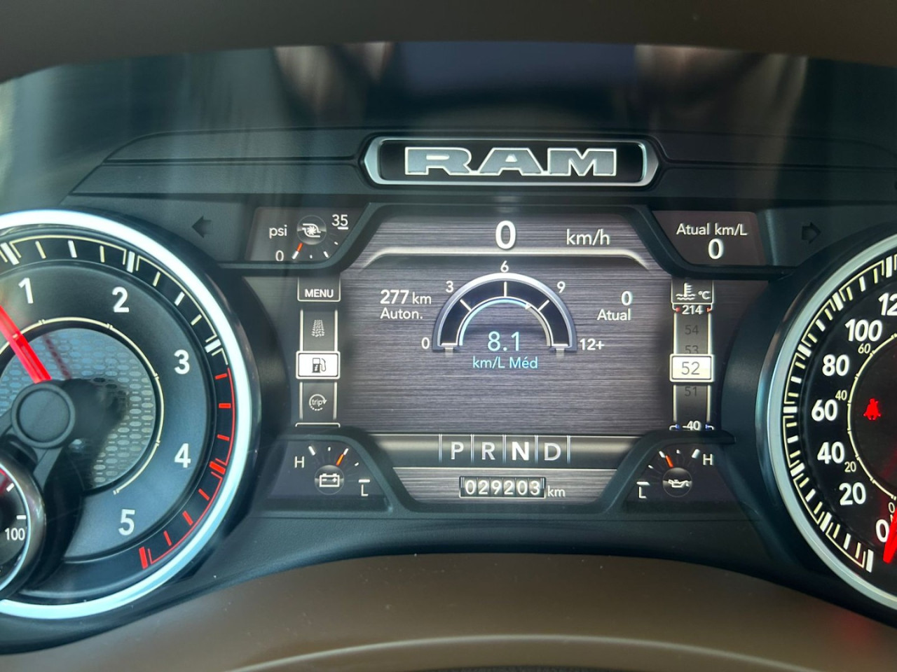 3500 6.7 I6 LARAMIE CABINE DUPLA TURBO DIESEL AUTOMÁTICO