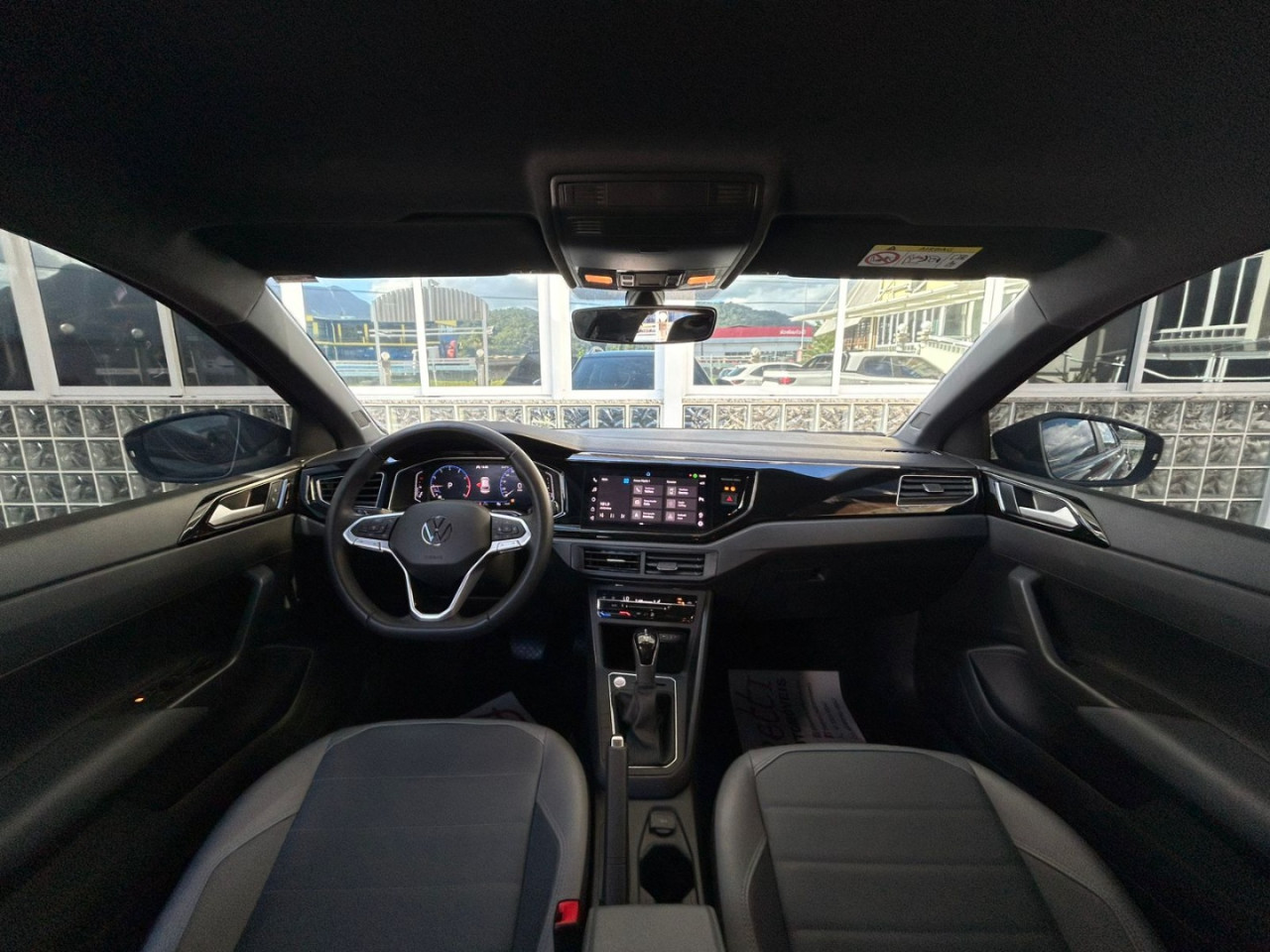 VOLKSWAGEN Nivus 1.0 4P FLEX 200 TSI HIGHLINE TURBO AUTOMÁTICO