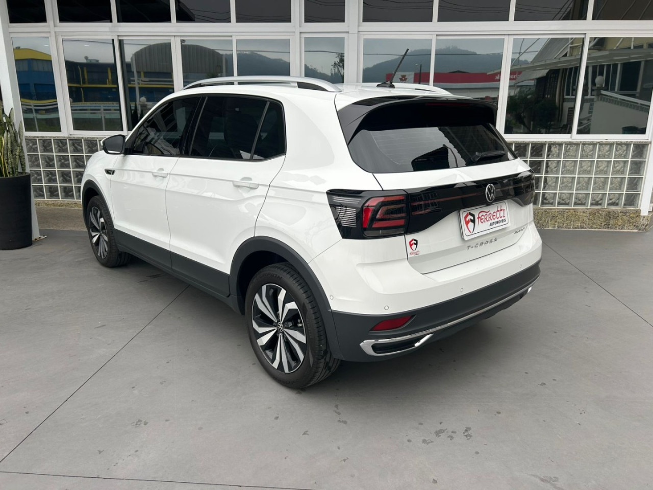 T-Cross 1.4 4P 250 TSI FLEX HIGHLINE AUTOMÁTICO
