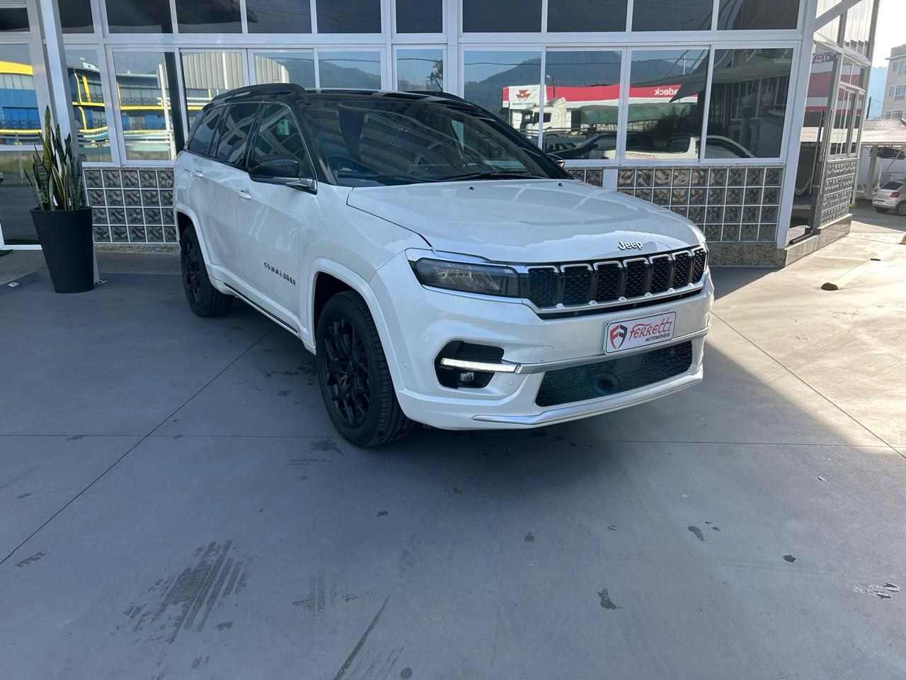 Commander 1.3 16V 4P FLEX T270 OVERLAND TURBO AUTOMÁTICO