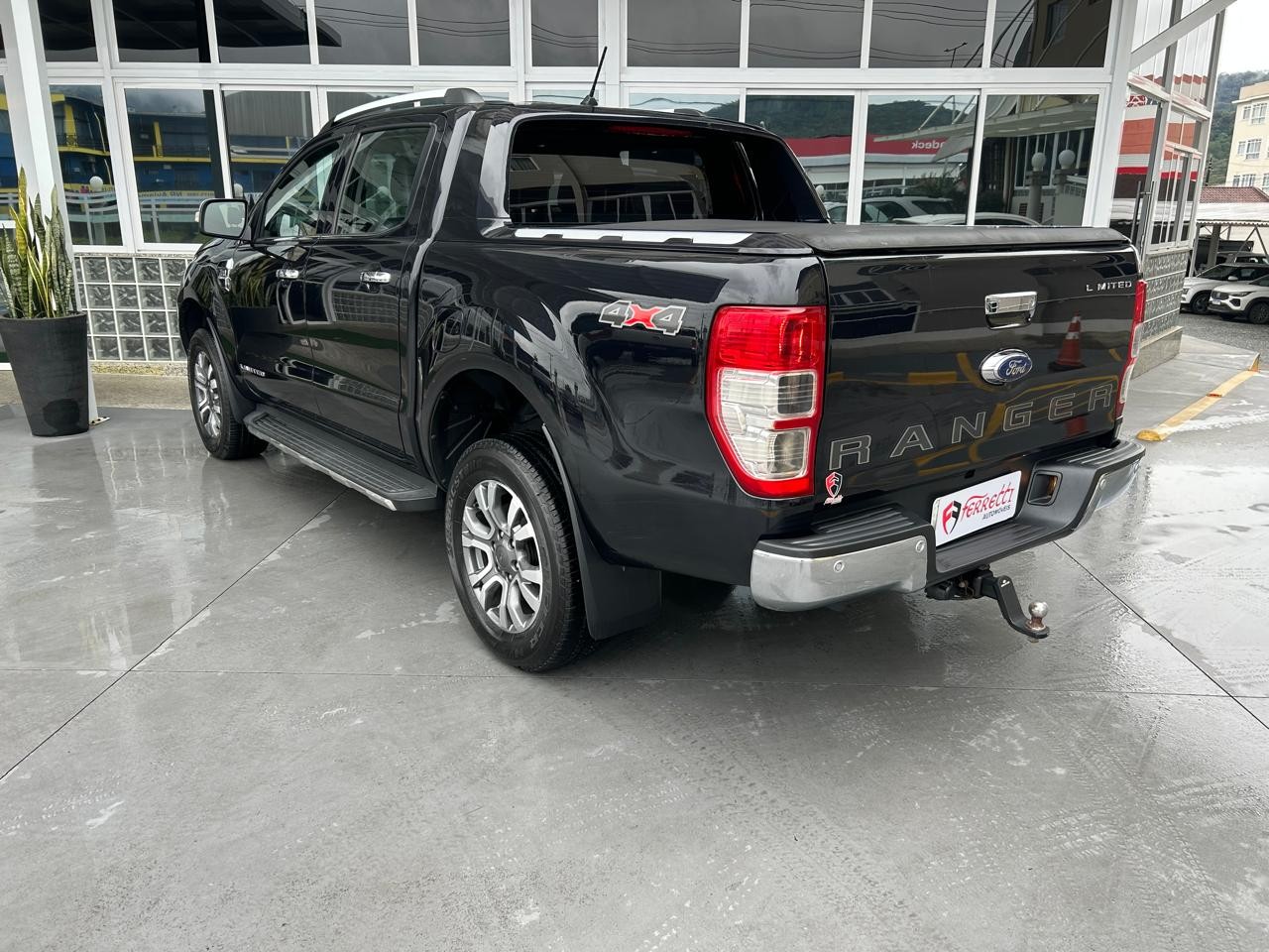 Ranger 3.2 20V CABINE DUPLA 4X4 LIMITED TURBO DIESEL AUTOMÁTICO