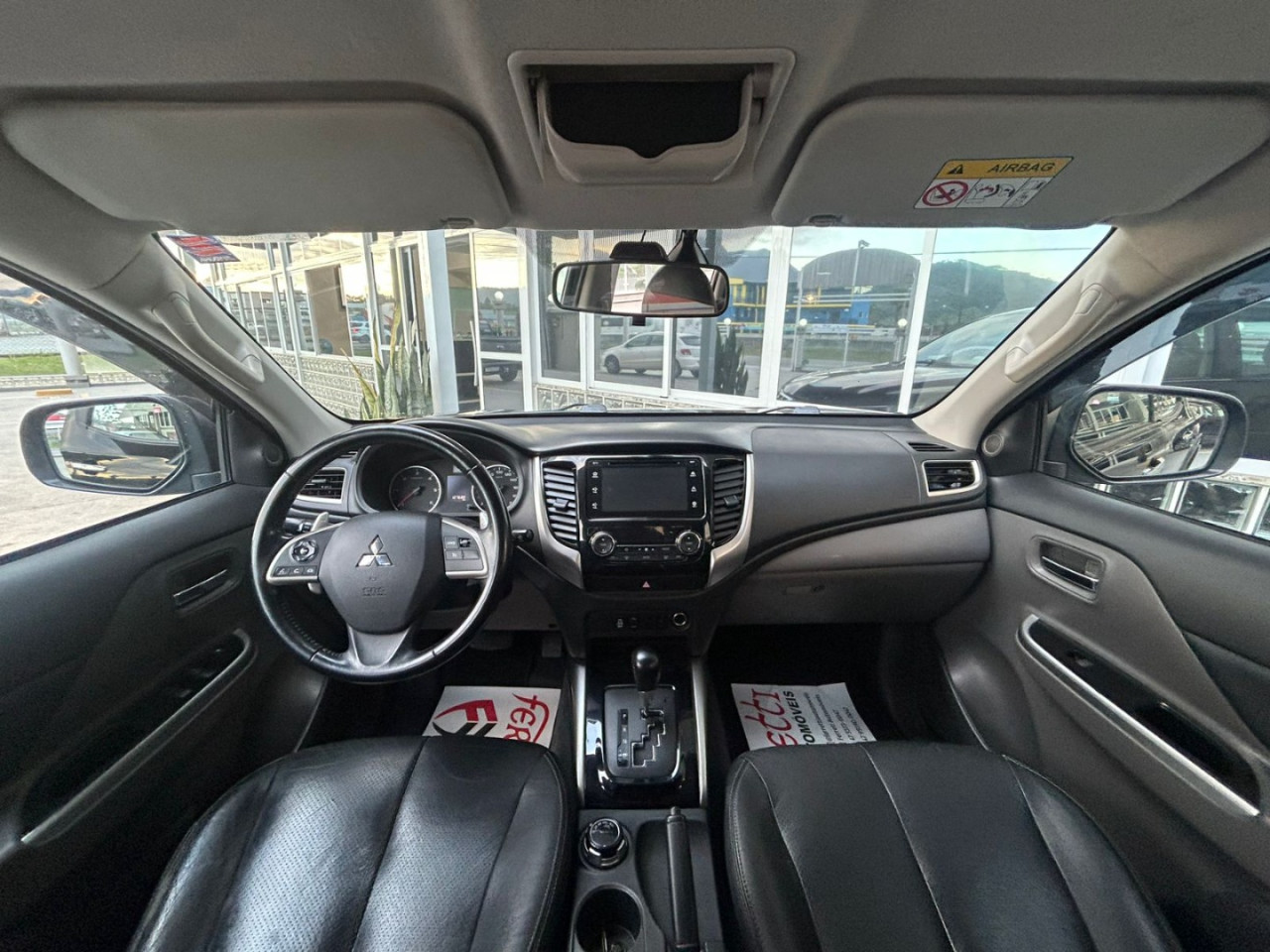 L 200 Triton 2.4 16V SPORT HPE-S 4X4 CABINE DUPLA TURBO DIESEL AUTOMÁTICO