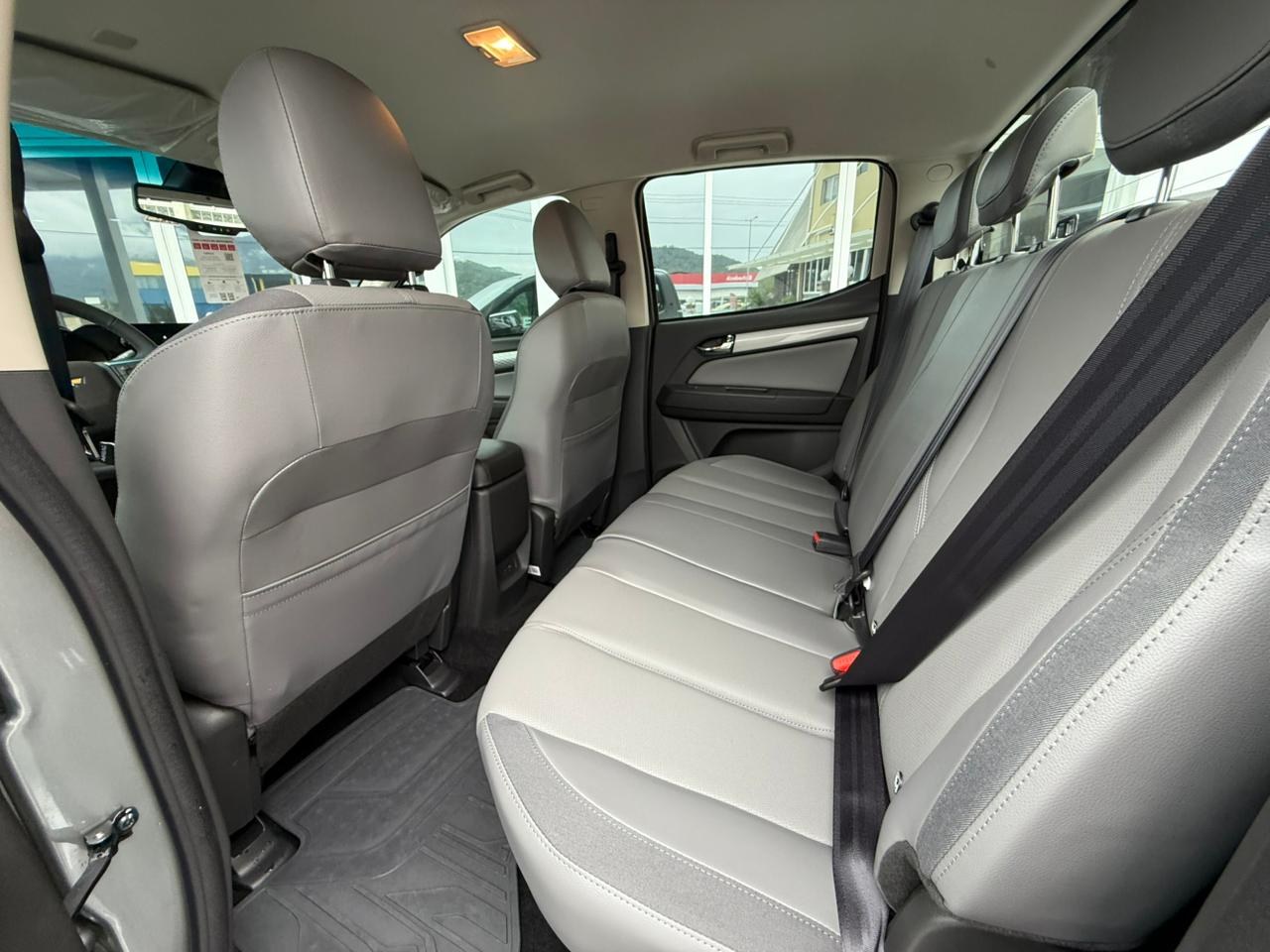 S10 2.8 16V LTZ CABINE DUPLA TURBO DIESEL AUTOMÁTICO