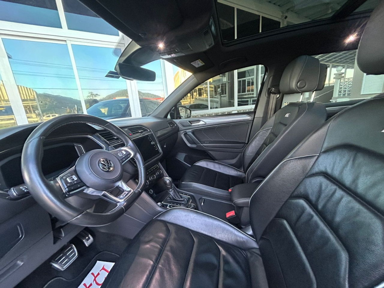 Tiguan 2.0 350 TSI TOTAL FLEX ALLSPACE R-LINE 4-MOTION TURBO AUTOMÁTICO DSG