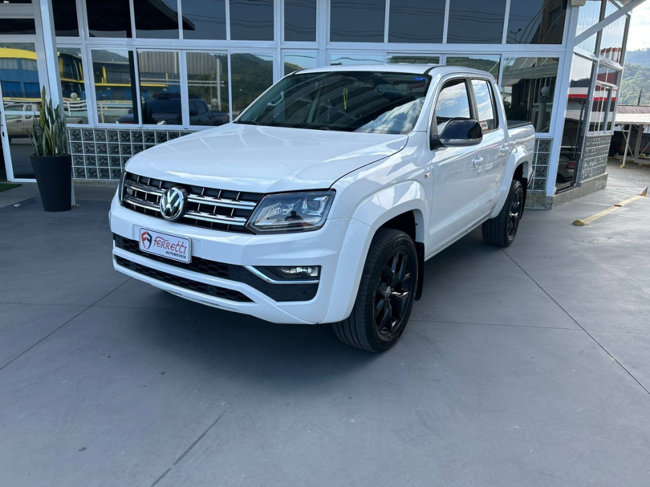 Amarok 3.0 V6 CABINE DUPLA HIGHLINE 4X4 TURBO INTERCOOLER AUTOMÁTICO
