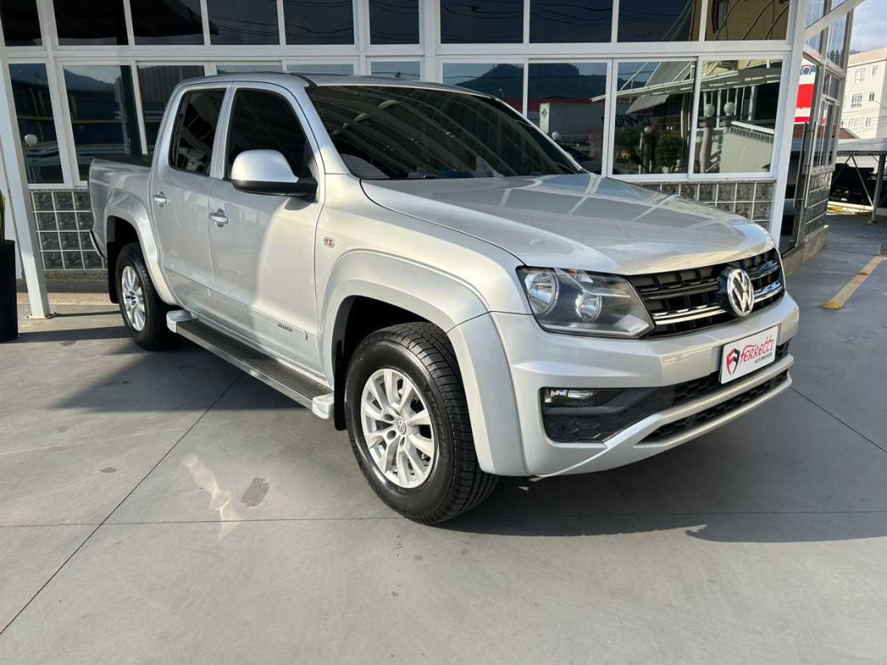 Amarok 2.0 16V 4X4 CABINE DUPLA COMFORTLINE TURBO INTERCOOLER AUTOMÁTICO