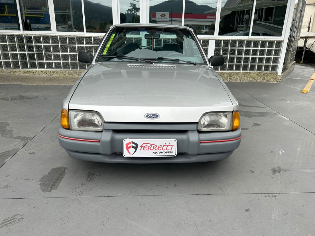 Escort 1.0 HOBBY