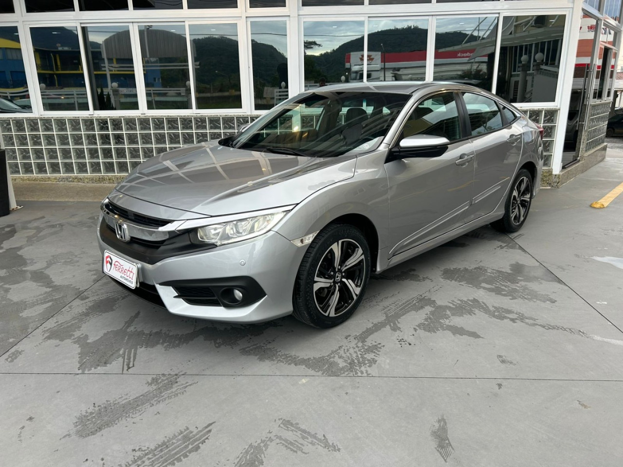 Civic 2.0 16V 4P EXL FLEX  AUTOMÁTICO CVT