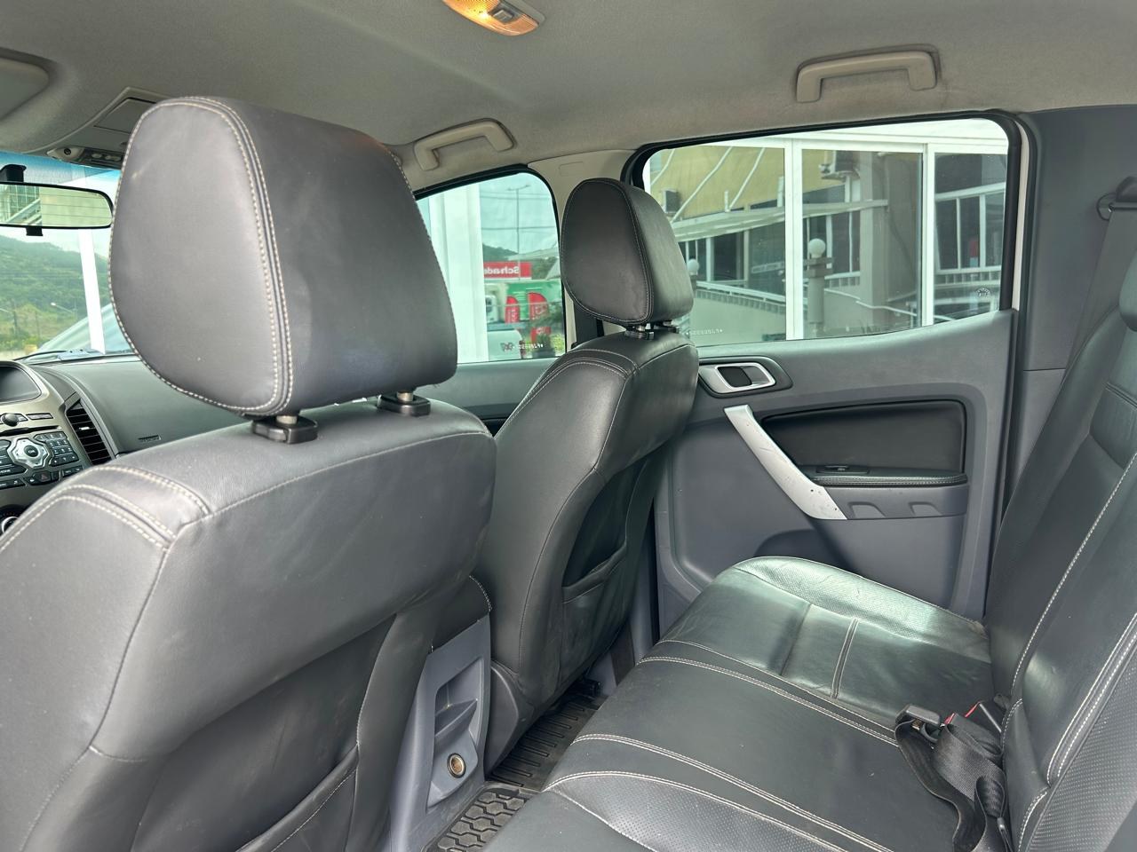 FORD Ranger 3.2 20V XLT 4X4 CABINE DUPLA TURBO DIESEL AUTOMÁTICO