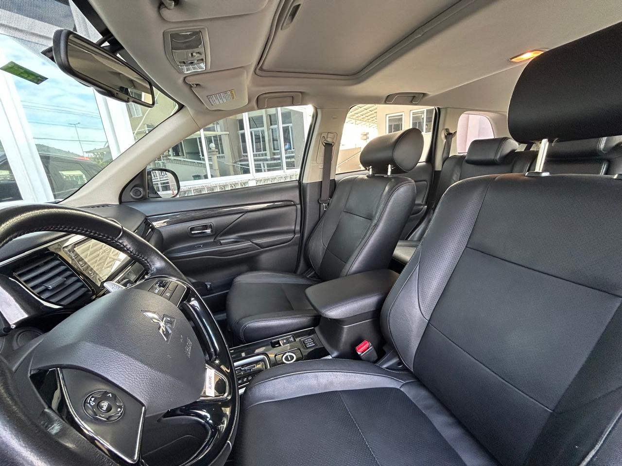 Outlander 2.2 16V 4P 4X4 DIESEL AUTOMÁTICO
