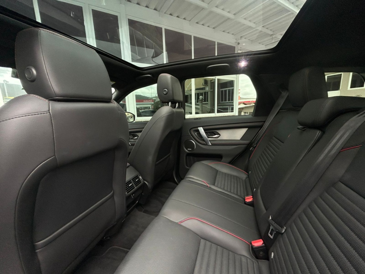 LAND ROVER Discovery Sport 2.0 16V 4P D200 SE R-DYNAMIC TURBO DIESEL AUTOMÁTICO