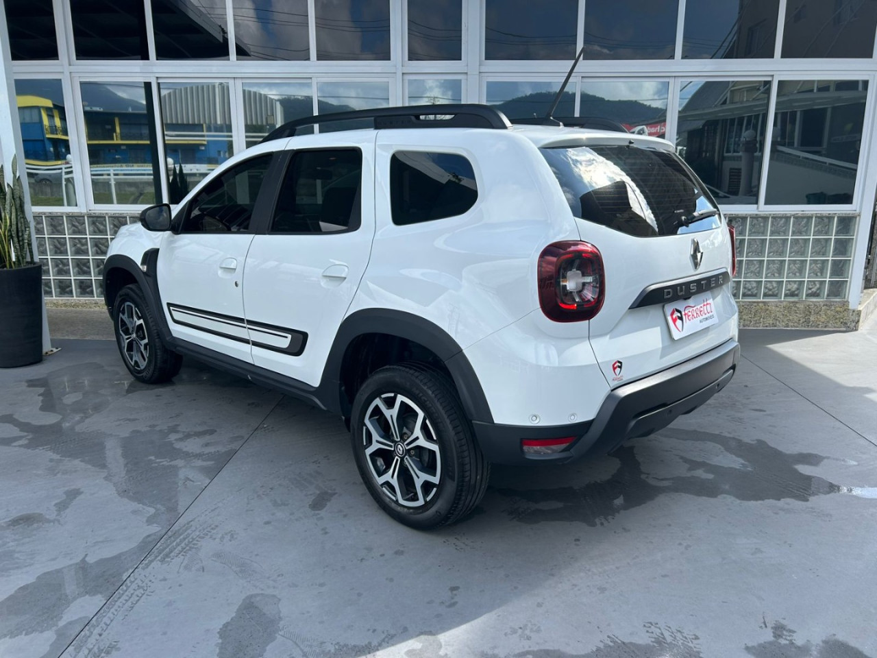 Duster 1.6 16V 4P FLEX SCE ICONIC X-TRONIC AUTOMÁTICO