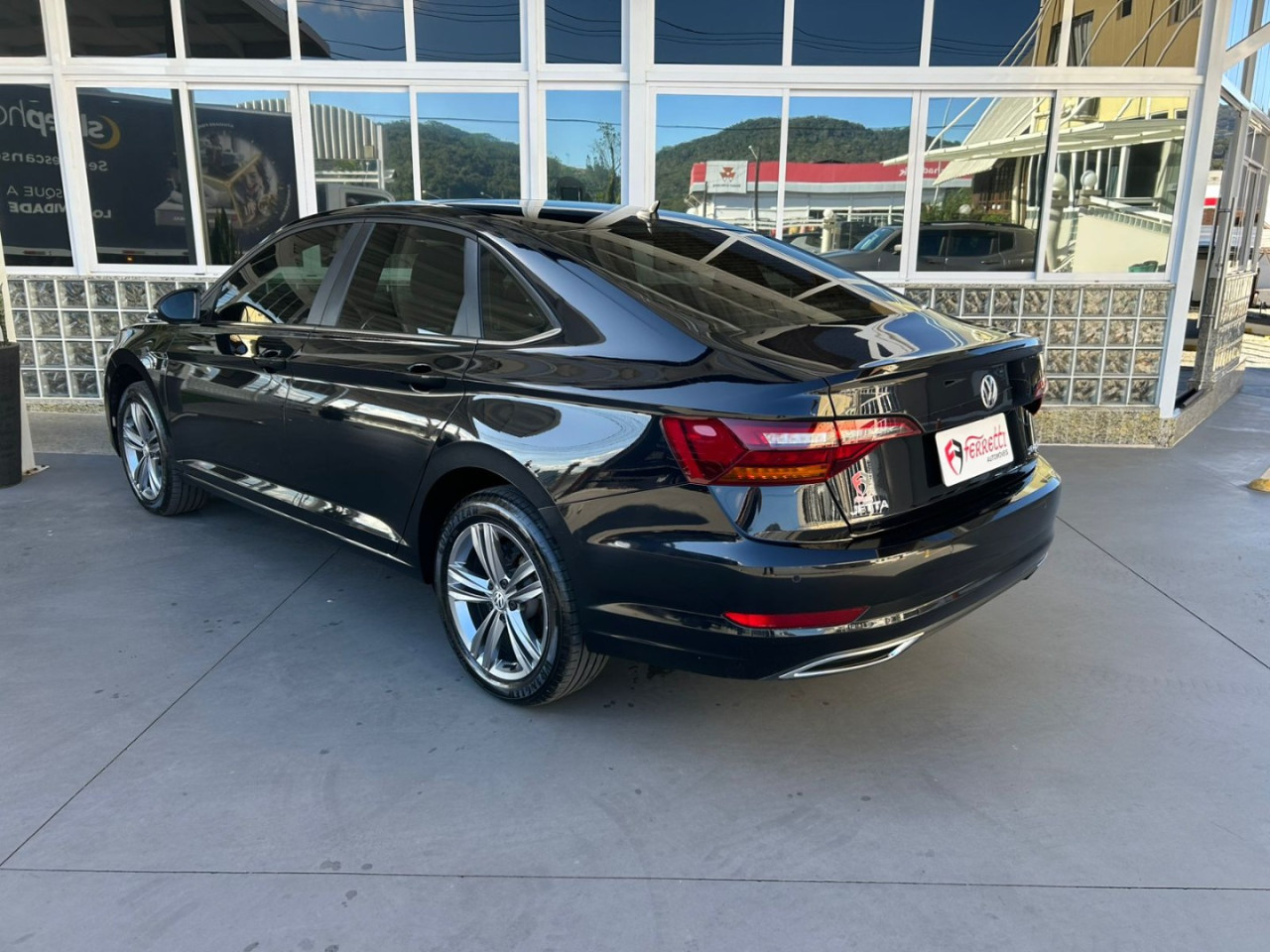 Jetta 1.4 4P 250 TSI R-LINE AUTOMÁTICO
