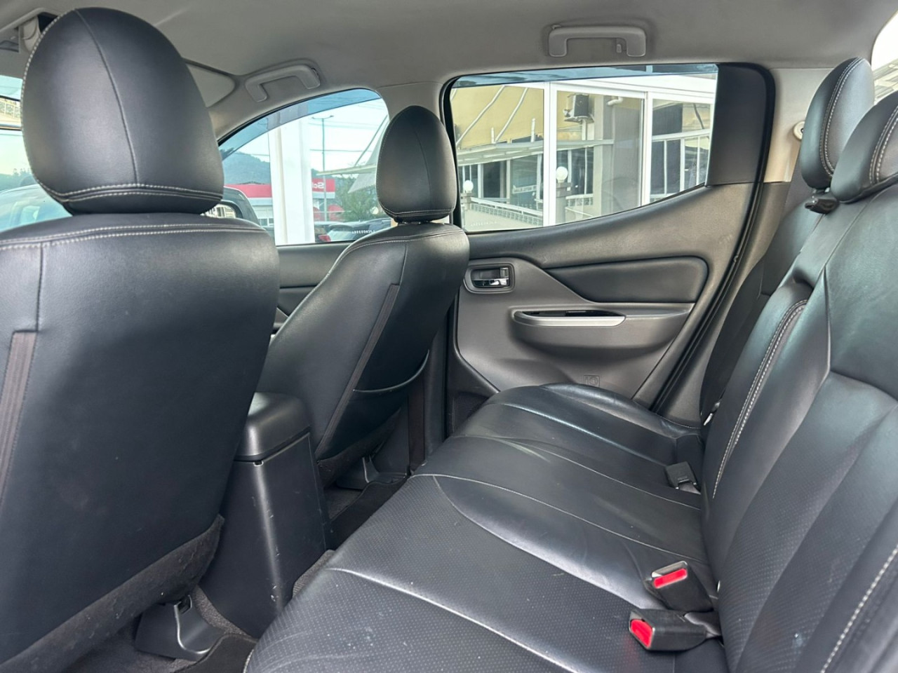 L 200 Triton 2.4 16V SPORT HPE-S 4X4 CABINE DUPLA TURBO DIESEL AUTOMÁTICO