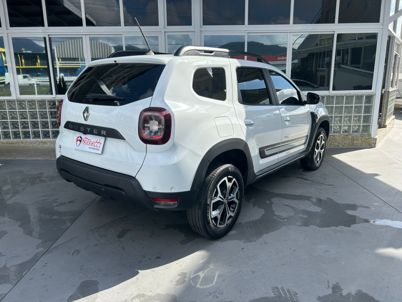 Duster 1.6 16V 4P FLEX SCE ICONIC X-TRONIC AUTOMÁTICO