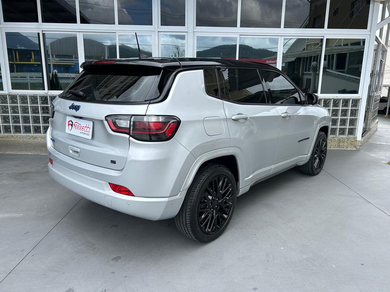 Compass 1.3 16V 4P T270 TURBO HÍBRIDO S 4XE AUTOMÁTICO