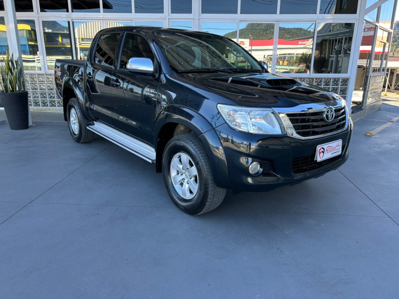 Hilux Caminhonete 3.0 4P 4X4 SRV TURBO DIESEL CABINE DUPLA AUTOMÁTICO