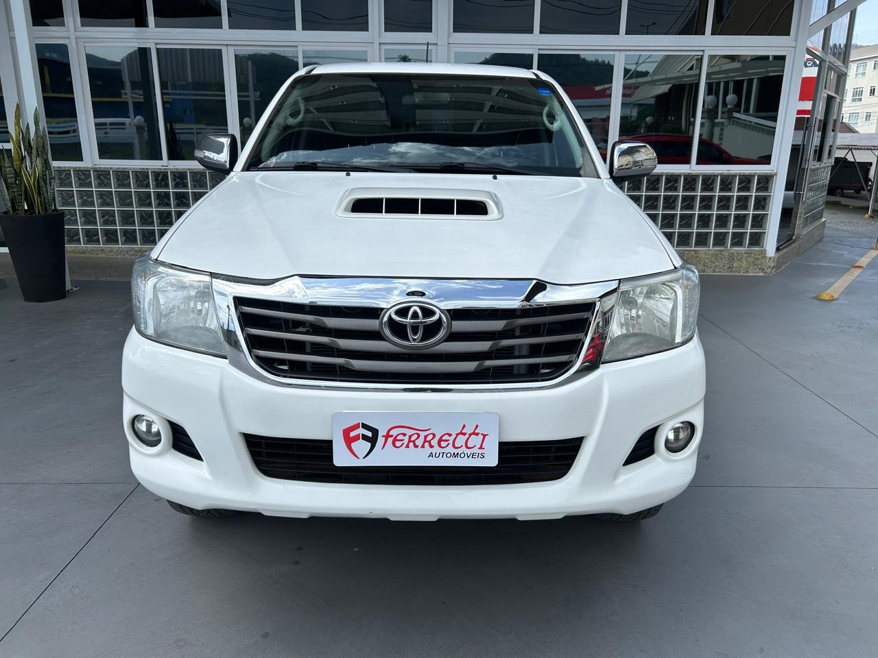 TOYOTA Hilux Caminhonete 3.0 4P SRV DIESEL CABINE DUPLA