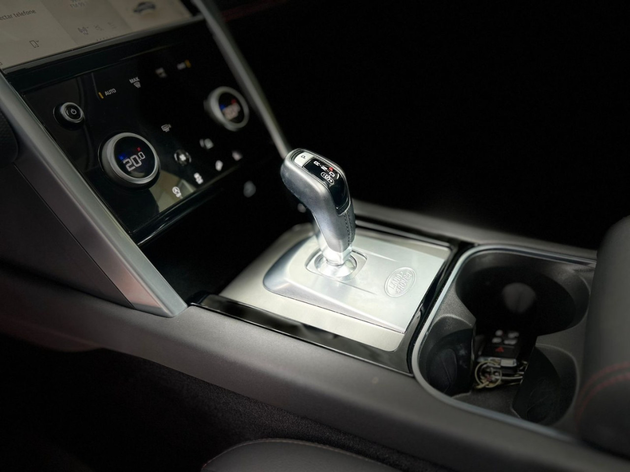 LAND ROVER Discovery Sport 2.0 16V 4P D200 SE R-DYNAMIC TURBO DIESEL AUTOMÁTICO