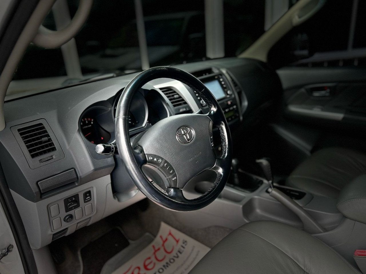 Hilux Caminhonete 3.0 4P 4X4 SRV TURBO DIESEL CABINE DUPLA AUTOMÁTICO