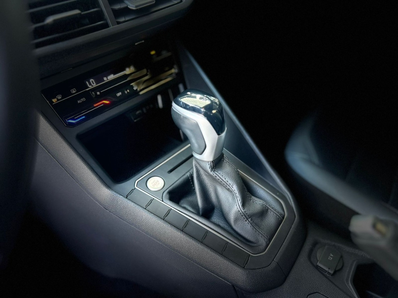 VOLKSWAGEN Nivus 1.0 4P FLEX 200 TSI HIGHLINE TURBO AUTOMÁTICO