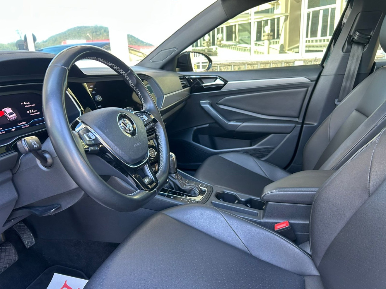 Jetta 1.4 4P 250 TSI R-LINE AUTOMÁTICO