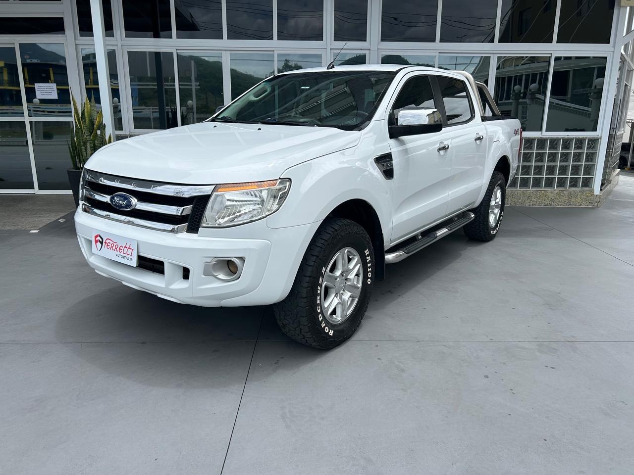 FORD Ranger 3.2 20V XLT 4X4 CABINE DUPLA TURBO DIESEL AUTOMÁTICO