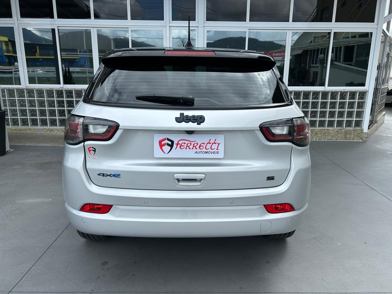 Compass 1.3 16V 4P T270 TURBO HÍBRIDO S 4XE AUTOMÁTICO