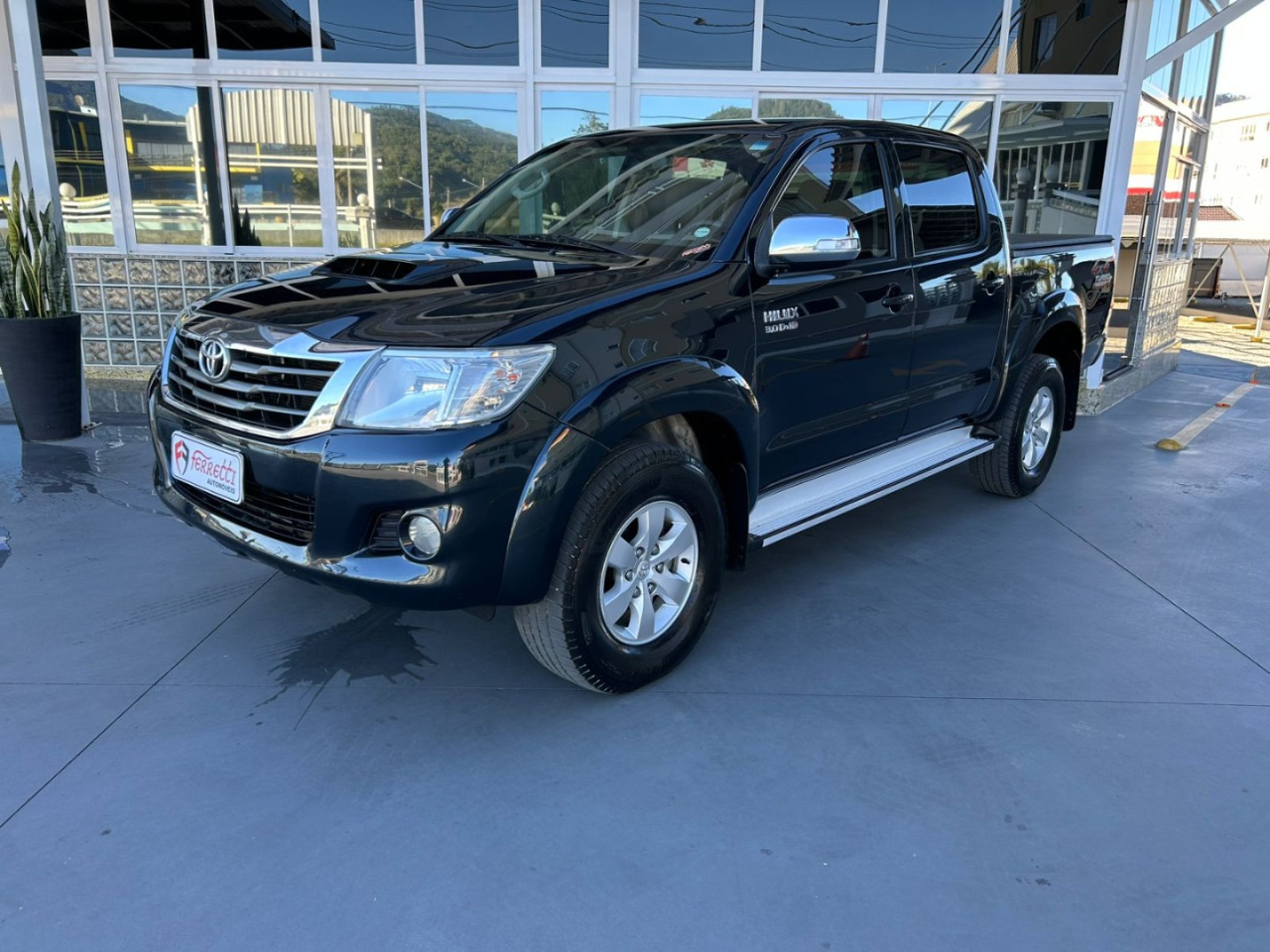 Hilux Caminhonete 3.0 4P 4X4 SRV TURBO DIESEL CABINE DUPLA AUTOMÁTICO
