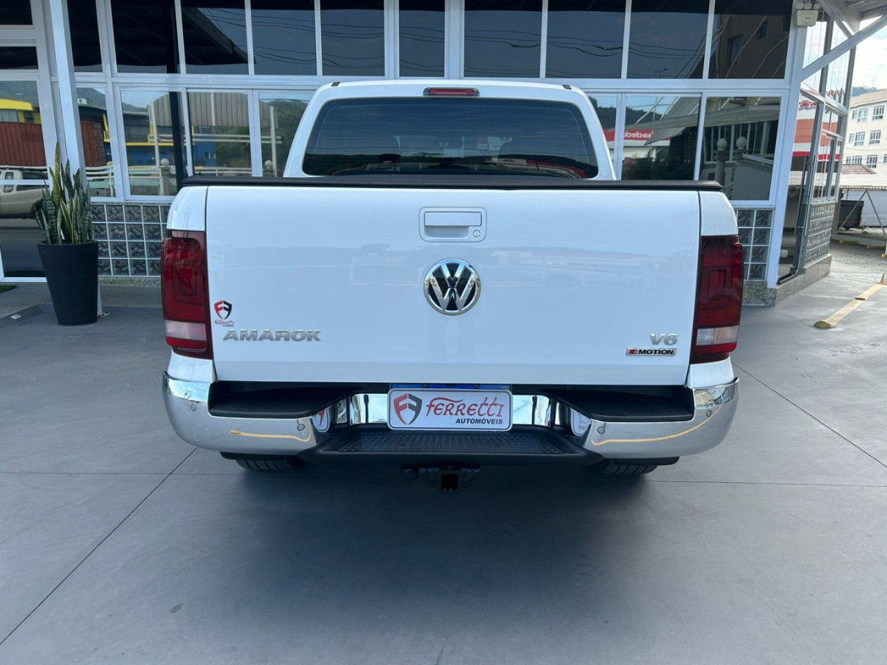 Amarok 3.0 V6 CABINE DUPLA HIGHLINE 4X4 TURBO INTERCOOLER AUTOMÁTICO