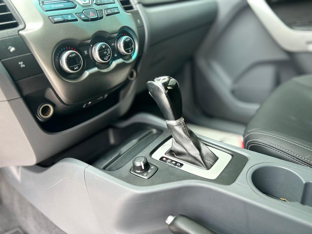 FORD Ranger 3.2 20V XLT 4X4 CABINE DUPLA TURBO DIESEL AUTOMÁTICO