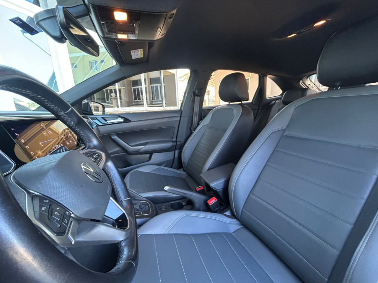 Nivus 1.0 4P FLEX 200 TSI HIGHLINE TURBO AUTOMÁTICO