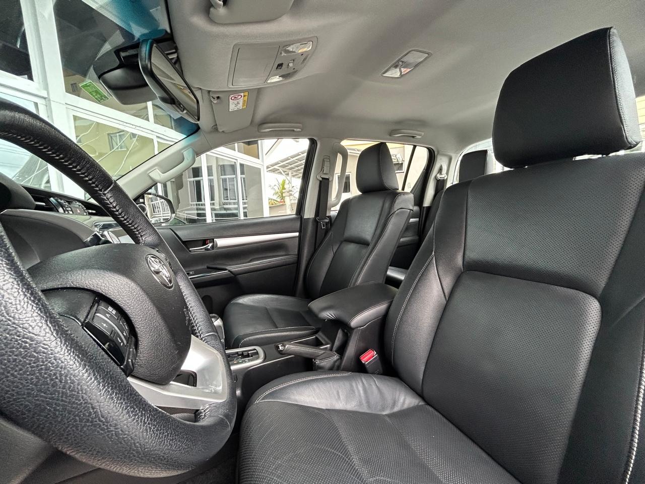 Hilux Caminhonete 2.8 16V SRX 4X4 TURBO DIESEL CABINE DUPLA AUTOMÁTICO