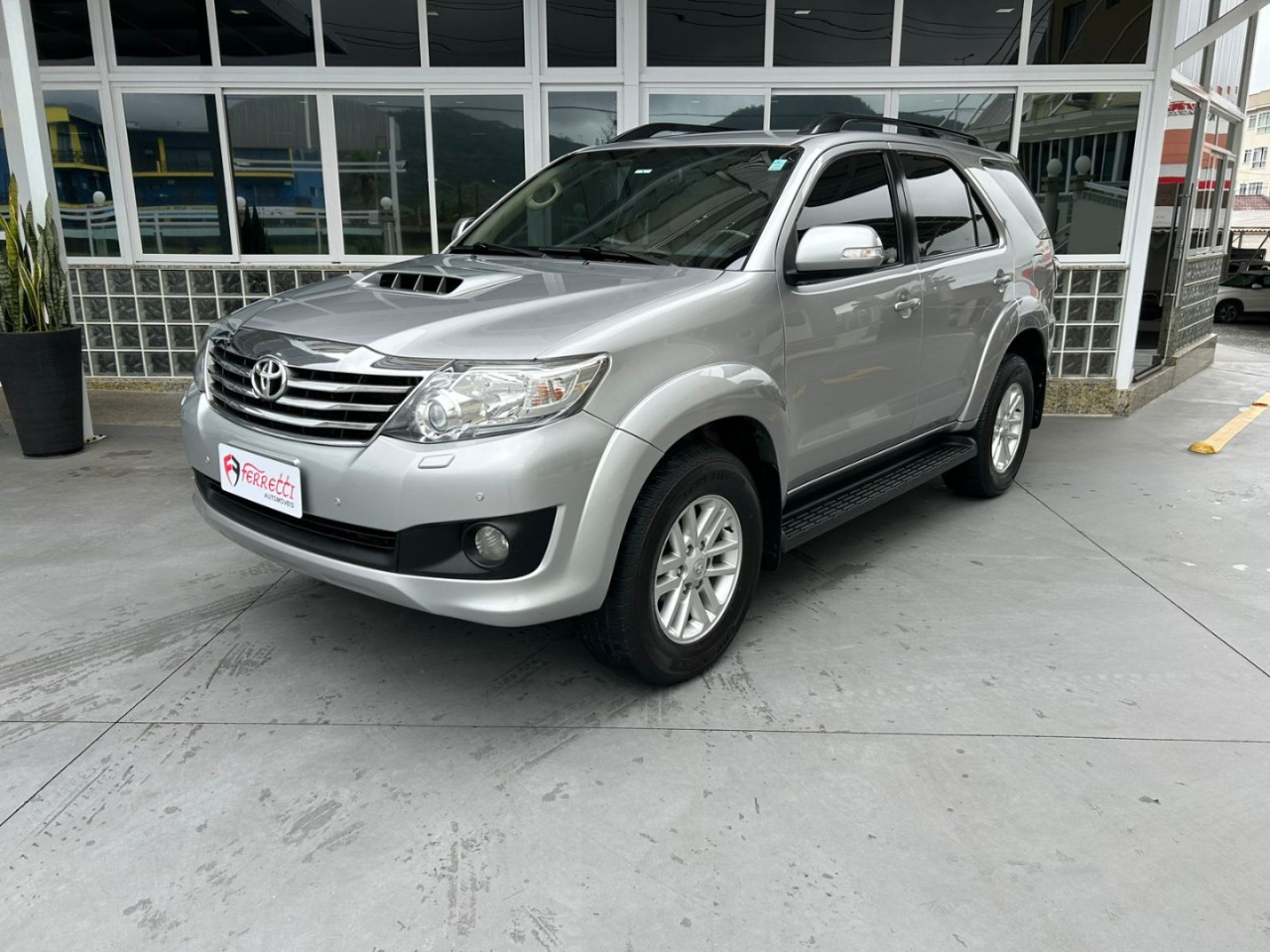 Hilux SW4 3.0 16V 4P SRV 4X4 TURBO DIESEL AUTOMÁTICO
