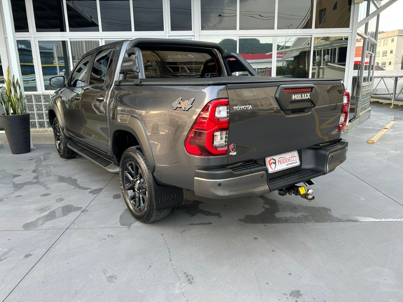 Hilux Caminhonete 2.8 16V SRX CONQUEST 4X4 TURBO DIESEL CABINE DUPLA AUTOMÁTICO