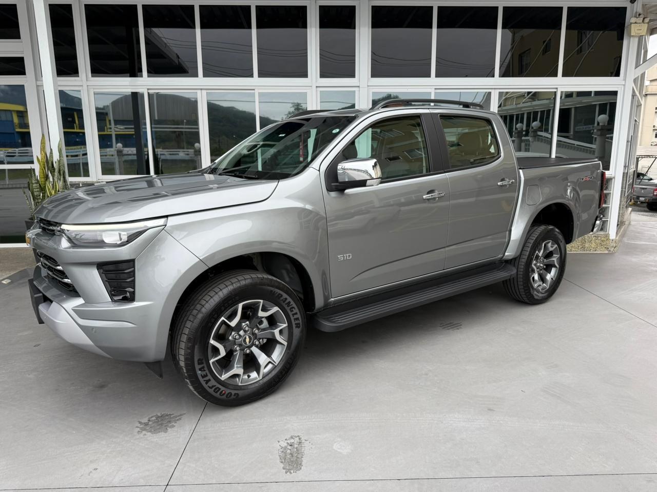 S10 2.8 16V LTZ CABINE DUPLA TURBO DIESEL AUTOMÁTICO