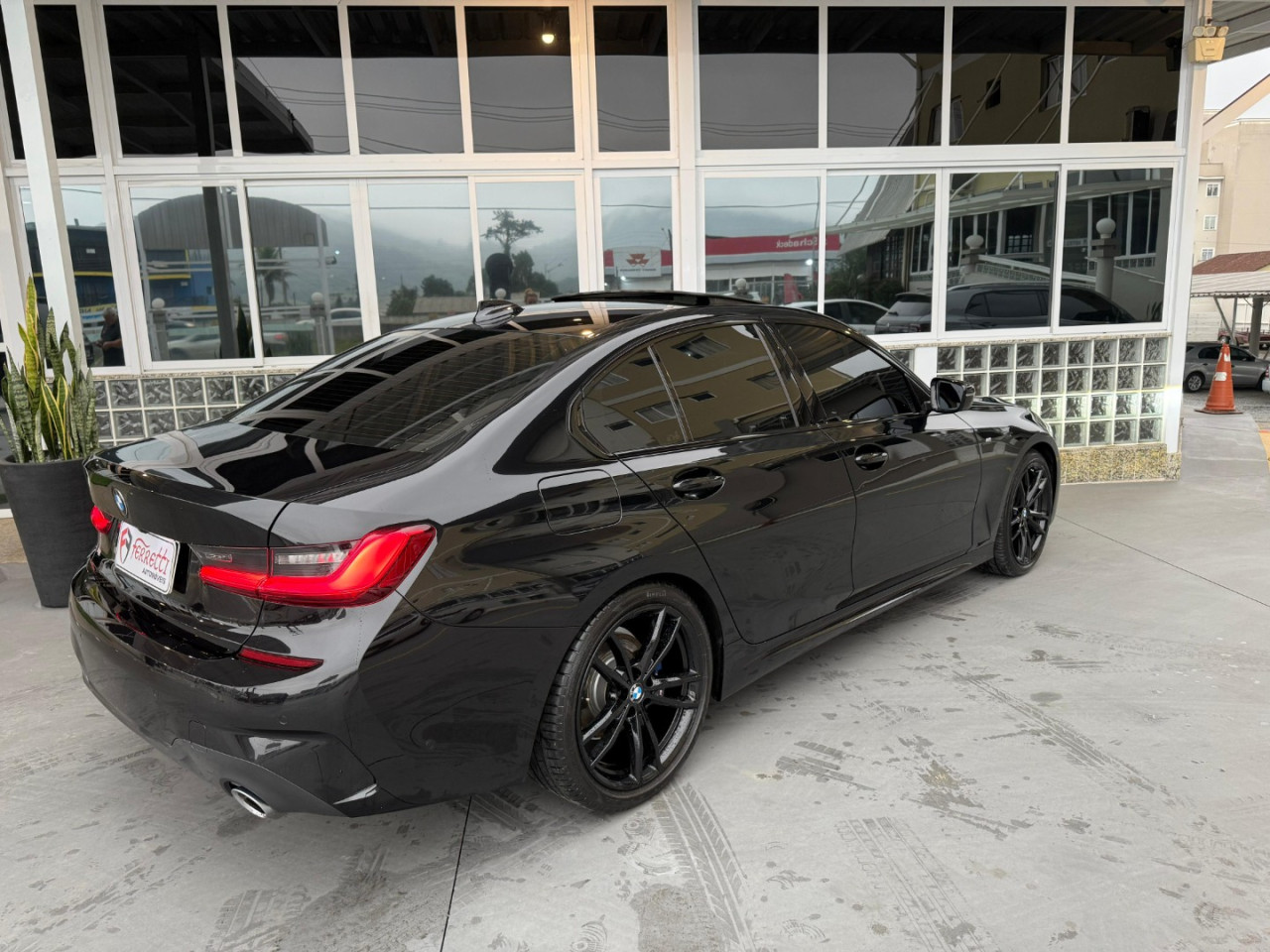 320I 2.0 16V 4P M SPORT GP TURBO ACTIVE FLEX AUTOMÁTICO